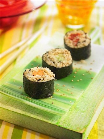 simsearch:652-05807782,k - Rice,vegetable ,peanut butter and nori seaweed makis Stock Photo - Premium Royalty-Free, Code: 652-07655181