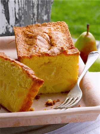 Pear cake Stock Photo - Premium Royalty-Free, Code: 652-07655207