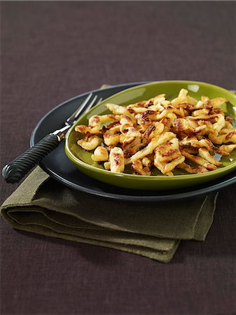 simsearch:652-07655771,k - Spätzles Foto de stock - Sin royalties Premium, Código: 652-07655226