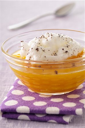 purple granadilla - Floating island with mango puree Stock Photo - Premium Royalty-Free, Code: 652-07655320