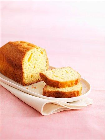 simsearch:652-07655526,k - Pound cake Photographie de stock - Premium Libres de Droits, Code: 652-07655367