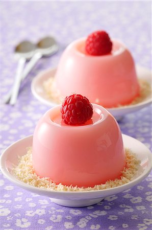 simsearch:652-07655508,k - Raspberry jelly Stock Photo - Premium Royalty-Free, Code: 652-07655450