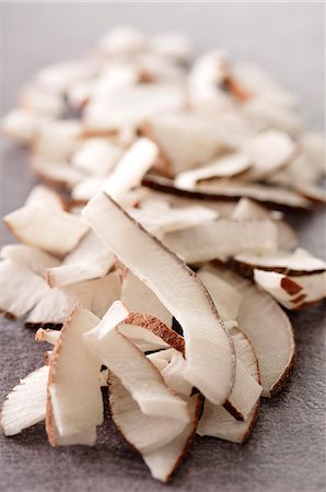 Fresh coconut flakes Foto de stock - Sin royalties Premium, Código: 652-07655470