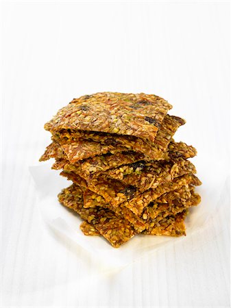 Seedy crackers Stock Photo - Premium Royalty-Free, Code: 652-07656116