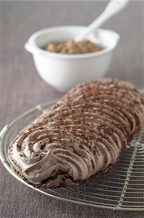 simsearch:652-07655550,k - Chocolate meringue Stock Photo - Premium Royalty-Free, Code: 652-07656373