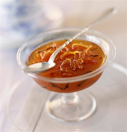 russian cooking - pink grapefruit and Russian tea marmalade Stock Photo - Premium Royalty-Free, Code: 652-01666964