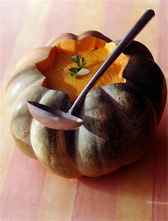 pumpkin soup - Pumpkin soup Stock Photo - Premium Royalty-Free, Code: 652-01667217