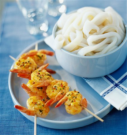 shrimp kebab - squid and prawn skewers Foto de stock - Sin royalties Premium, Código: 652-01667503