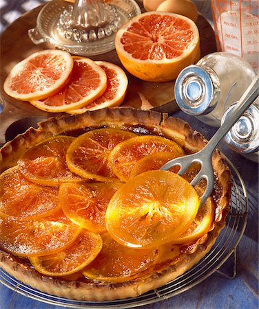 Grapefruit tart Stock Photo - Premium Royalty-Free, Code: 652-01667630