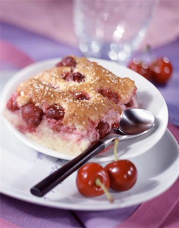 Cherry clafoutis Stock Photo - Premium Royalty-Free, Code: 652-01668079