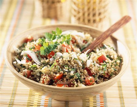ensaladera - taboule-style quinoa salad Foto de stock - Sin royalties Premium, Código: 652-01668661