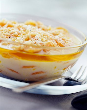 simsearch:652-01668763,k - Confit carrots with coconut milk gratin Foto de stock - Sin royalties Premium, Código: 652-01668746