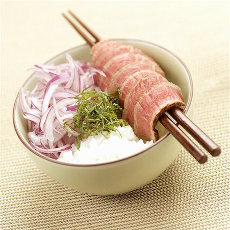 simsearch:652-01666994,k - duck fillet with rice and onions Foto de stock - Royalty Free Premium, Número: 652-01668858