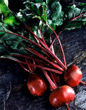 simsearch:652-01669068,k - bunch of red beetroot Foto de stock - Sin royalties Premium, Código: 652-01668925