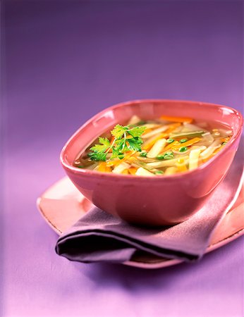 soup bowl - vegetable soup Stock Photo - Premium Royalty-Free, Code: 652-01669049