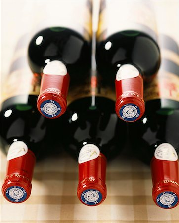 simsearch:652-02222200,k - Necks of bottles of red wine Stock Photo - Premium Royalty-Free, Code: 652-01669707