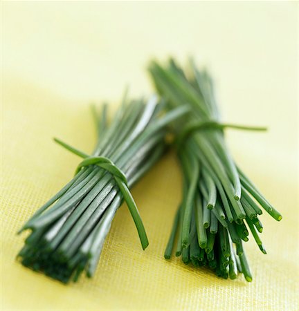 bundles of chives Stock Photo - Premium Royalty-Free, Code: 652-01670051