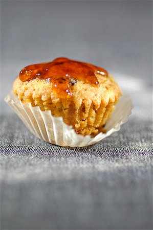 recipes paper - Coffee muffin Foto de stock - Sin royalties Premium, Código: 652-01670202