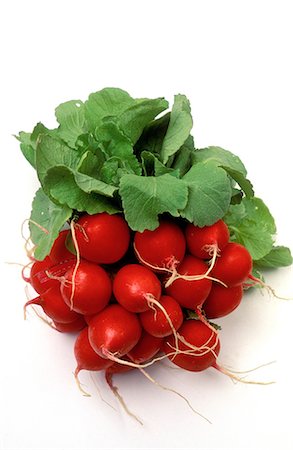 simsearch:652-01670377,k - Bunch of red radishes Foto de stock - Sin royalties Premium, Código: 652-01670425