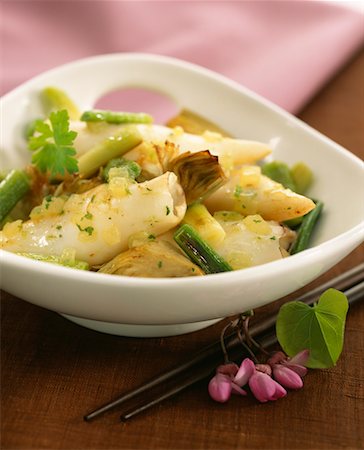 Pan-fried squid and artichokes Stock Photo - Premium Royalty-Free, Code: 652-02221325