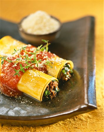 Cannellonis stuffed with chards Stock Photo - Premium Royalty-Free, Code: 652-02221366