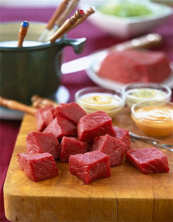 fondue (mets) - Fondue de boeuf Photographie de stock - Premium Libres de Droits, Code: 652-02221598
