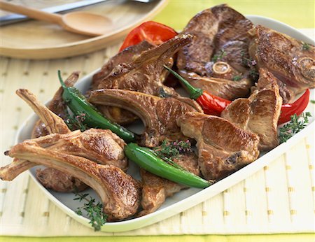 simsearch:652-02222448,k - Grilled lamb chops Stock Photo - Premium Royalty-Free, Code: 652-02221602