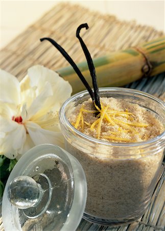 Canne à sucre aux zestes de citronniers et de vanille Photographie de stock - Premium Libres de Droits, Code: 652-02221673