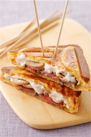 simsearch:652-03635442,k - Parma ham,mushroom and mascarpone toasted sandwich Stock Photo - Premium Royalty-Free, Code: 652-03634289
