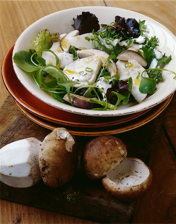 Salade tiède cep Photographie de stock - Premium Libres de Droits, Code: 652-03634663