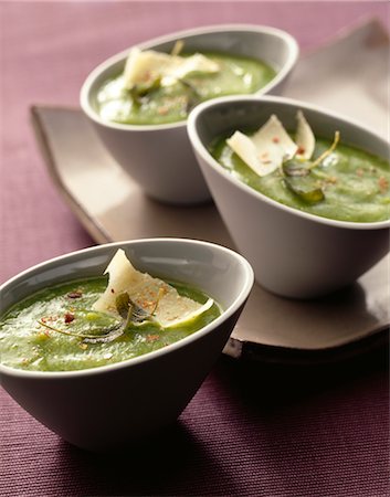 simsearch:652-03800469,k - Broccoli soup with parmesan and sage Stock Photo - Premium Royalty-Free, Code: 652-03634936