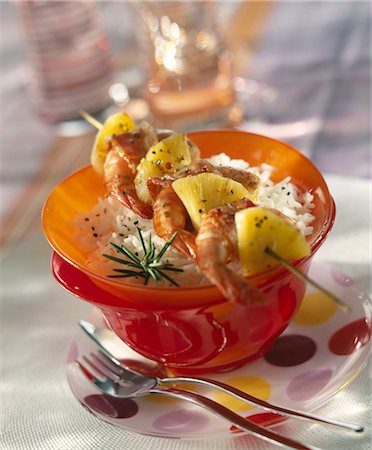 exotic fruit bowl - Spicy gambas and pineapple brochettes Stock Photo - Premium Royalty-Free, Code: 652-03635469