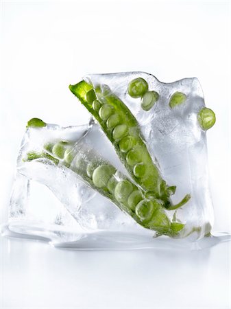 frozen vegetables - Peas in ice Stock Photo - Premium Royalty-Free, Code: 652-03635673