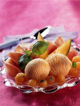 simsearch:652-03802997,k - Melon sorbet and parma ham Stock Photo - Premium Royalty-Free, Code: 652-03633169