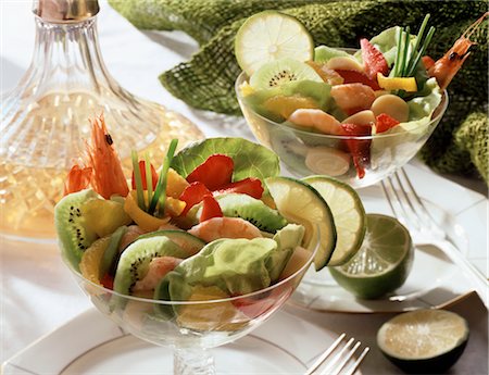 simsearch:652-03801523,k - Shrimp and kiwi salad Foto de stock - Sin royalties Premium, Código: 652-03633390