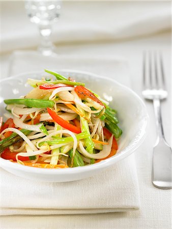 Vegetables sauteed in a wok Foto de stock - Sin royalties Premium, Código: 652-03804094