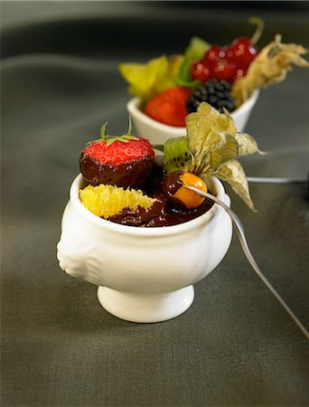 simsearch:652-03804686,k - Fruit Fondue Foto de stock - Sin royalties Premium, Código: 652-03804140