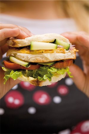 simsearch:652-05807401,k - lettuce,tomato,zucchini,egg and Emmental sandwich Foto de stock - Sin royalties Premium, Código: 652-03804218