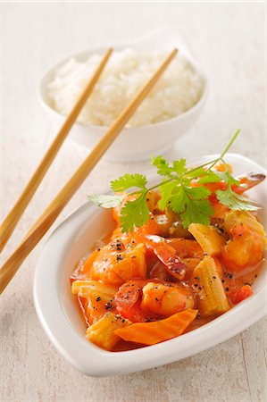 Shrimp and vegetable curry Foto de stock - Sin royalties Premium, Código: 652-03804524