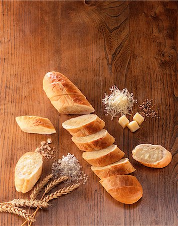 spices overhead - Sliced Baguette,coarse salt and diced cheese Stock Photo - Premium Royalty-Free, Code: 652-03804576