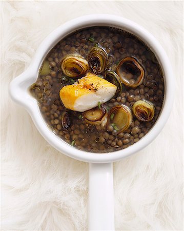 simsearch:652-03804057,k - Lentil and haddock soup Stock Photo - Premium Royalty-Free, Code: 652-03804644