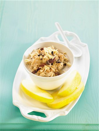 Oatmeal with raisins and chocolate chips Fotografie stock - Premium Royalty-Free, Codice: 652-03804961