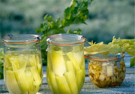 simsearch:652-03800441,k - preserved celery stalks in jars,heart of celery stalks in vinegar Stock Photo - Premium Royalty-Free, Code: 652-03800439