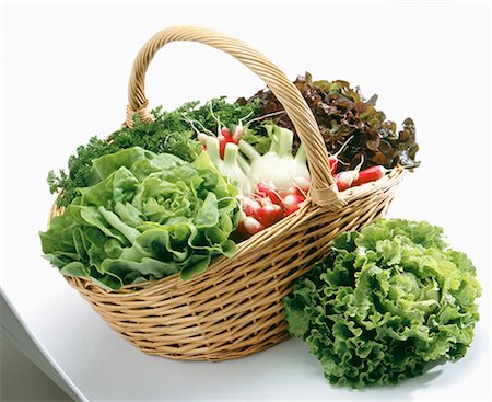 simsearch:652-05807654,k - Basket of market vegetables Foto de stock - Sin royalties Premium, Código: 652-03800464