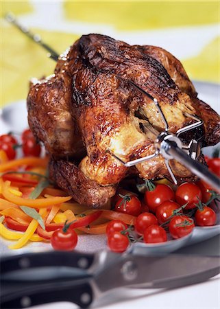 Poitrines de poulet sur une brochette Photographie de stock - Premium Libres de Droits, Code: 652-03800528