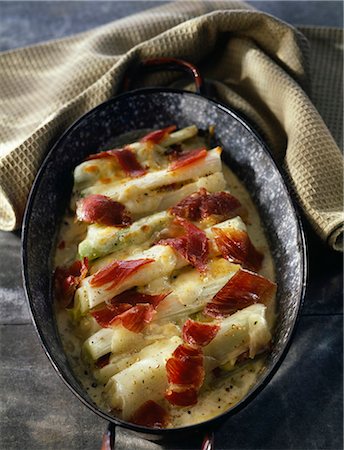 Baked leeks with ham Foto de stock - Sin royalties Premium, Código: 652-03800560