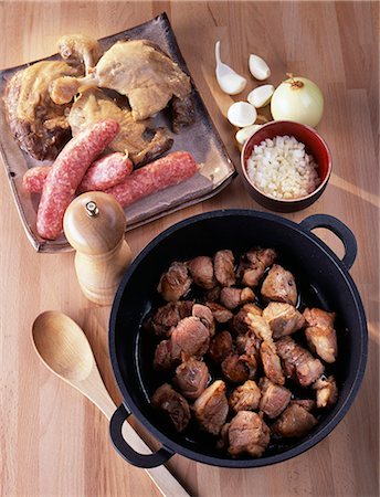 Cooking the meat Fotografie stock - Premium Royalty-Free, Codice: 652-03800766