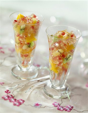 simsearch:652-07655937,k - Fruit salad Stock Photo - Premium Royalty-Free, Code: 652-03800973