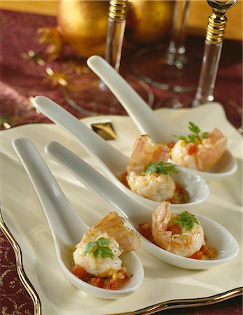 platter food party - Dublin Bay prawns with crushed tomatoes Stock Photo - Premium Royalty-Free, Code: 652-03801383
