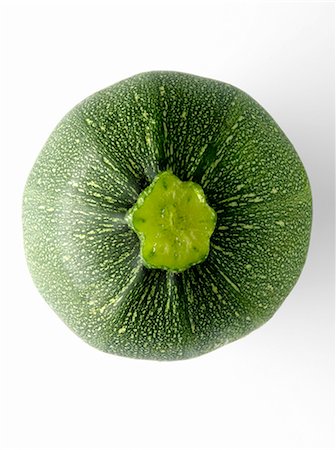 simsearch:652-07655143,k - Courgette ronde Photographie de stock - Premium Libres de Droits, Code: 652-03801404